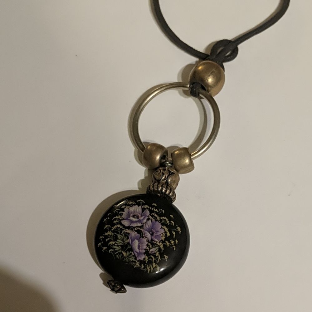 Vintage early 90s Victorian purple poppy necklace